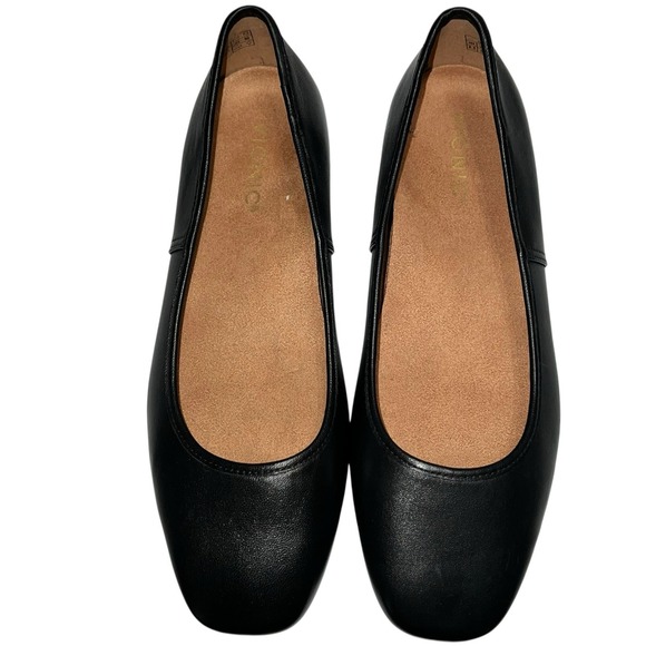 Vionic Black Flats - Picture 2 of 10